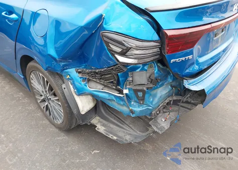 2023 Kia Forte Gt-Line z USA, uszkodzony, nr VIN 3KPF54AD9PE561710